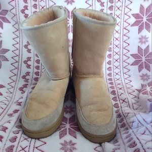 UGG Boots size M9 Beige